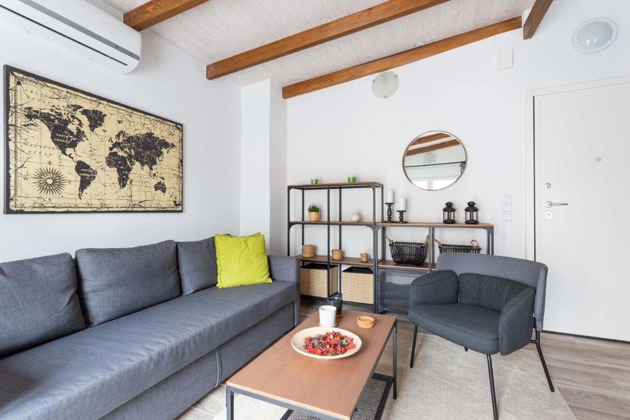 Modern City Center Loft Янина Екстериор снимка